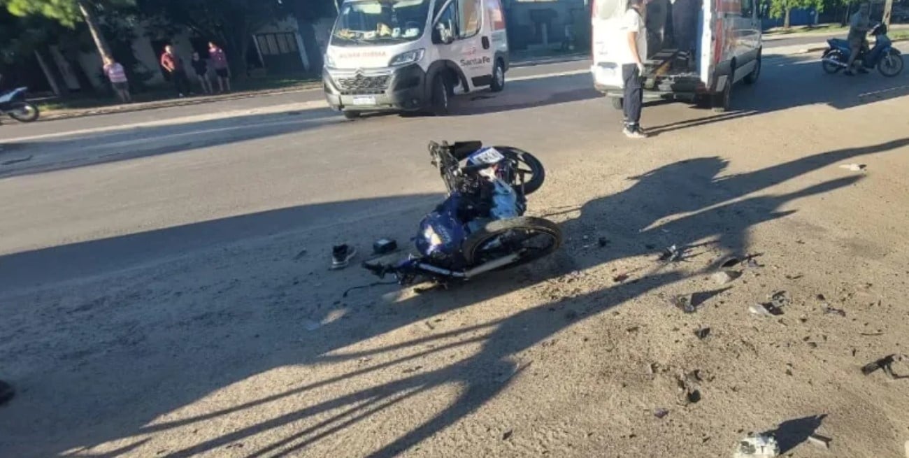 Reconquista: un joven de 18 años murió tras chocar contra una camioneta