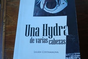 "Una hydra de varias cabezas", obra de Lilián Costamagna.