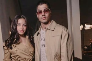 En plena polémica, Duki defendió a Emilia con un mensaje cargado de amor en redes.