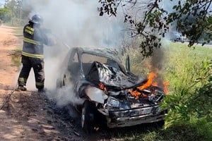 El automóvil estaba estacionado a metros de la ruta provincial 1. Foto: Gentileza