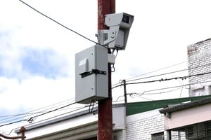 Los aparatos que dividen aguas.