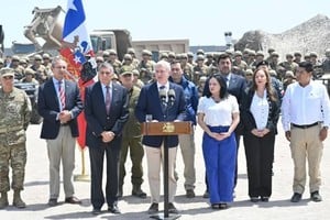 Chile pone en marcha el plan Escudo Fronterizo con muros.