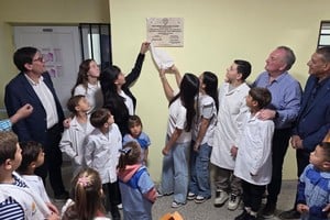 Los nuevos salones estarán en establecimientos educativos de las localidades de San Cristóbal, Aguará Grande, Colonia Rosa, San Guillermo y Monte Oscuridad.