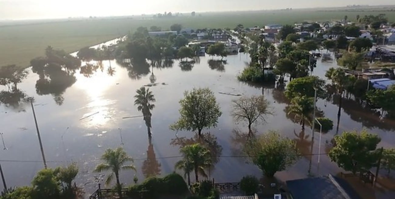 Emergencia en el noreste cordobés: evacuados y graves destrozos por una tormenta extraordinaria