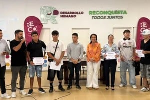 “Desde el Estado municipal siempre tuvimos la mirada en los jóvenes, son los que van a llevar adelante nuestra ciudad”.