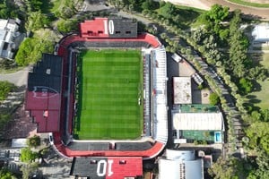 El Coloso del Parque Independencia, que será escenario del partido entre Unión y Agropecuario de Carlos Casares por la Copa Argentina.