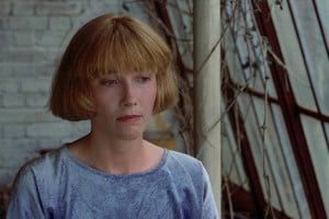 Emma Thompson en el papel de Dora en la película de 1995. Foto: Polygram Filmed Entertainment