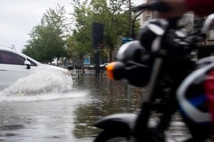 Diluvio en Montevideo: barrios anegados y más de 120 milímetros de lluvia en pocas horas