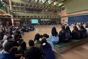 El patio interno de la institución donde sucedió el tiroteo en la mañana de este lunes. 