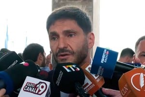 El gobernador habló con la prensa sobre lo ocurrido en San Cristóbal.