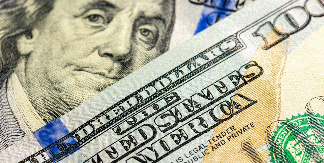 Así cerró el dólar en los bancos argentinos este miércoles 8 de abril