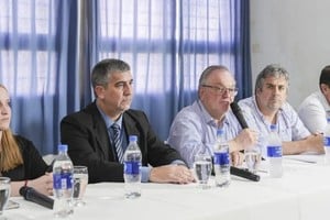 “Estamos todos muy golpeados. Son momentos de consternación, de dolor, de acompañamiento y, sobre todo, de contención”, sostuvo el legislador.