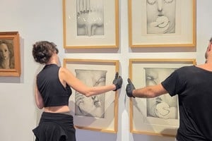 La puesta a punto de la exposición. Foto: Museo Nacional de Bellas Artes