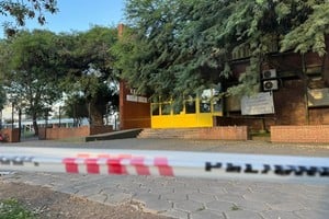 Así luce la escuela a días del episodio en San Cristóbal. Crédito: El Litoral