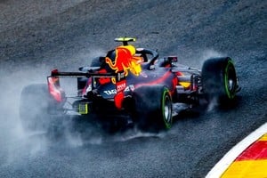 Red Bull y Racing Bulls optimizaron neumáticos en la pista mojada de Japon.