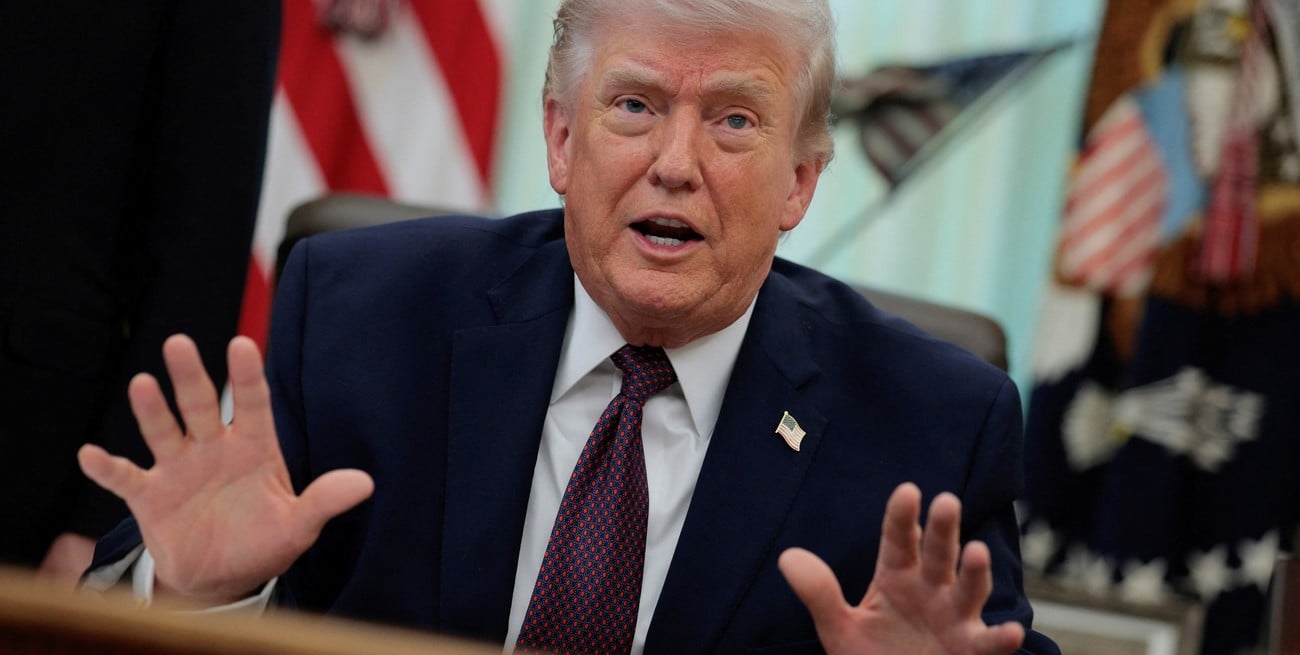 Trump afirmó que Irán pidió una tregua, pero el régimen respondió con un ataque masivo de misiles a Israel