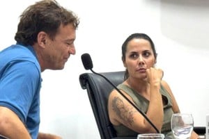 Los ediles insisten en que el sistema de movilidad necesita una solución estructural, más allá de medidas transitorias que no resuelven los problemas de fondo.