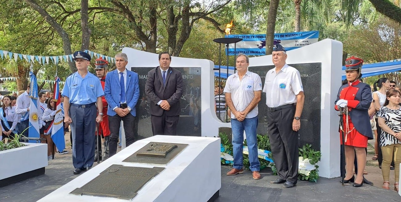 Reivindicación de la soberanía en el acto central de Santa Fe por el 44º Aniversario de Malvinas