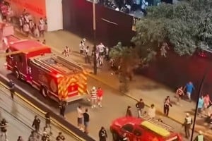 Tragedia en el banderazo de Alianza Lima: un muerto y 60 heridos en la previa del clásico