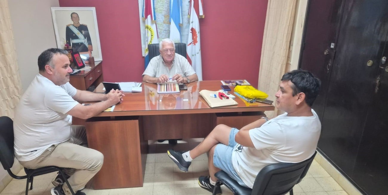 Sosa se reunió con dirigentes del Club Huracán tras el proceso electoral