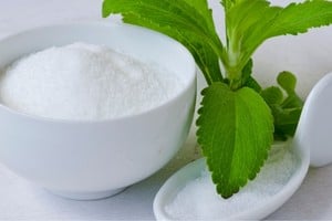 Su principal característica es su alto poder endulzante