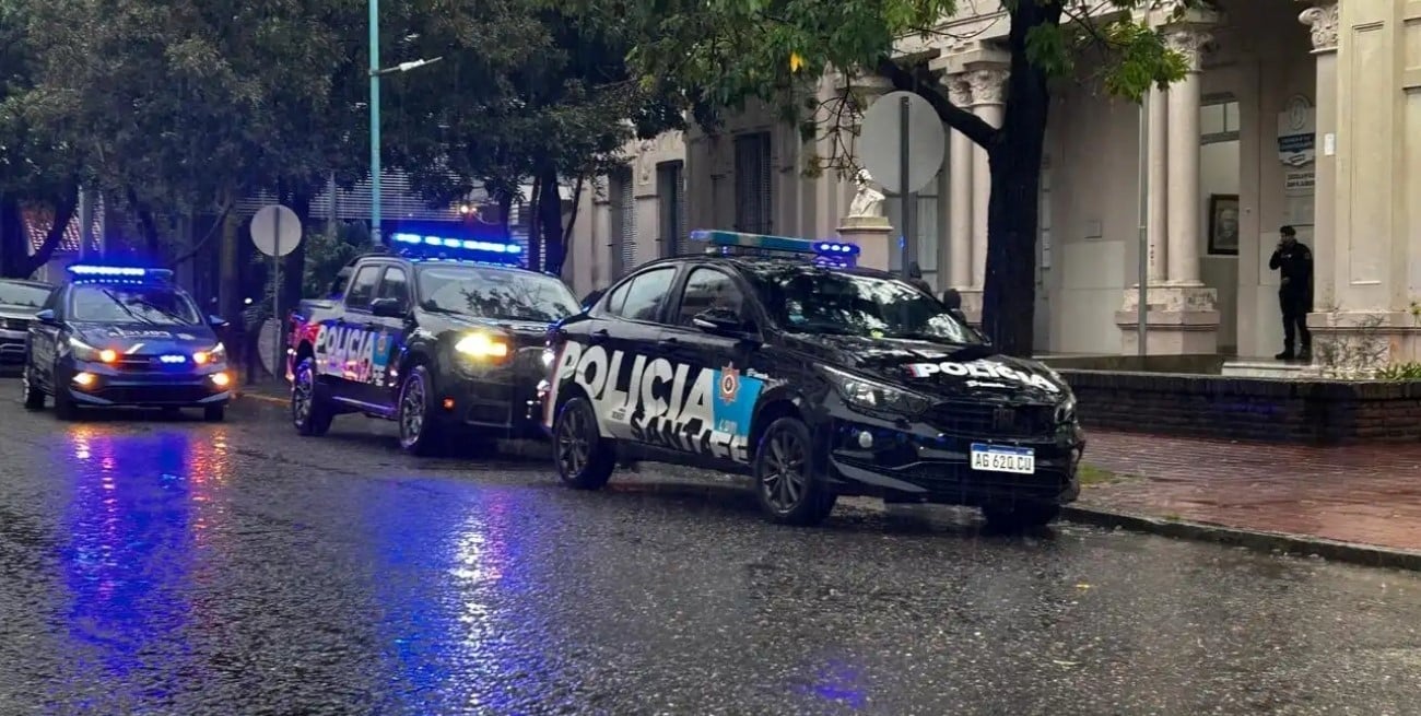 Despliegue policial en una escuela de Rafaela por un alumno presuntamente armado, ¿qué ocurrió?
