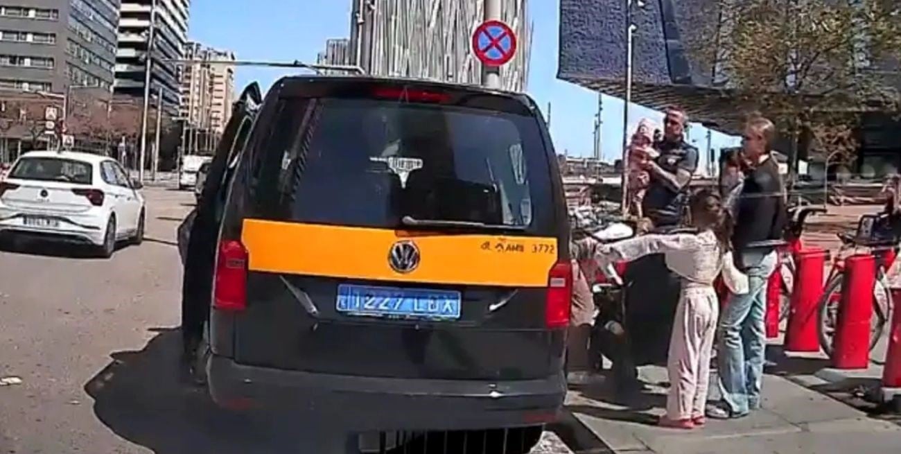 Con un bebé en brazos: así fue el violento robo a una familia que conmociona a Barcelona