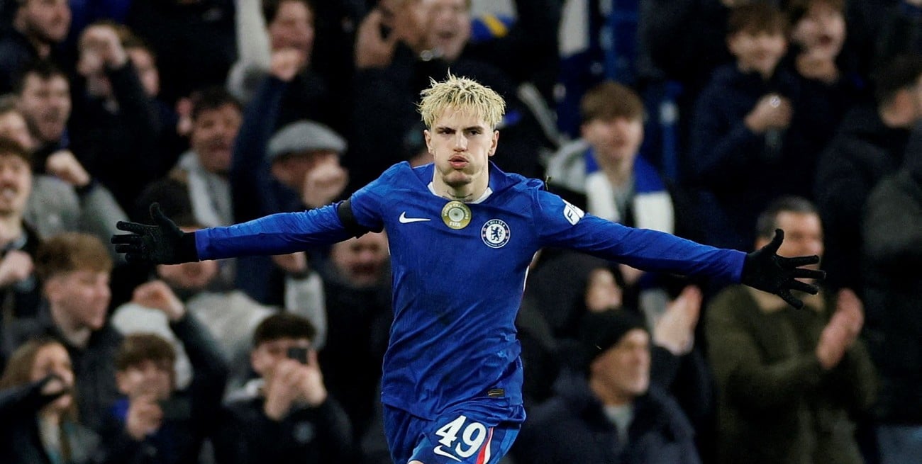 Alejandro Garnacho blanqueó su nuevo romance con una modelo española