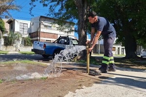 En los puntos de purgado se liberan cantidades importantes de agua. Foto: Gentileza