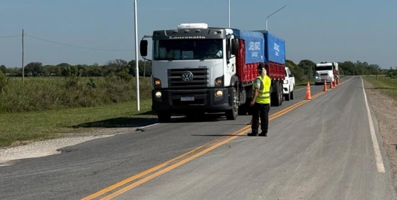 En Felicia, refuerzan controles ante el aumento del tránsito pesado por corte en la Ruta N° 34