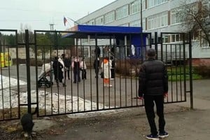 El adolescente de 17 años fue detenido tras el ataque y la investigación todavía no determinó oficialmente cuál fue el móvil del crimen.