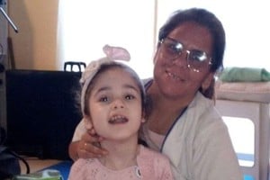 Luana Cabral, de 15 años y con parálisis cerebral, fue hallada muerta en su casa de Federación tras llevar al menos un mes fallecida. Sus padres están detenidos por abandono de persona seguido de muerte.