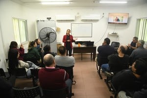 La primera charla del programa Huellas. Guillermo Di Salvatore.