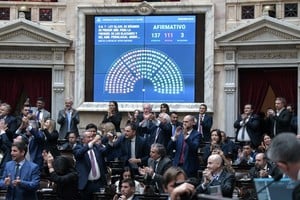 Se aprobó la Ley de Glaciares, con 137 votos a favor