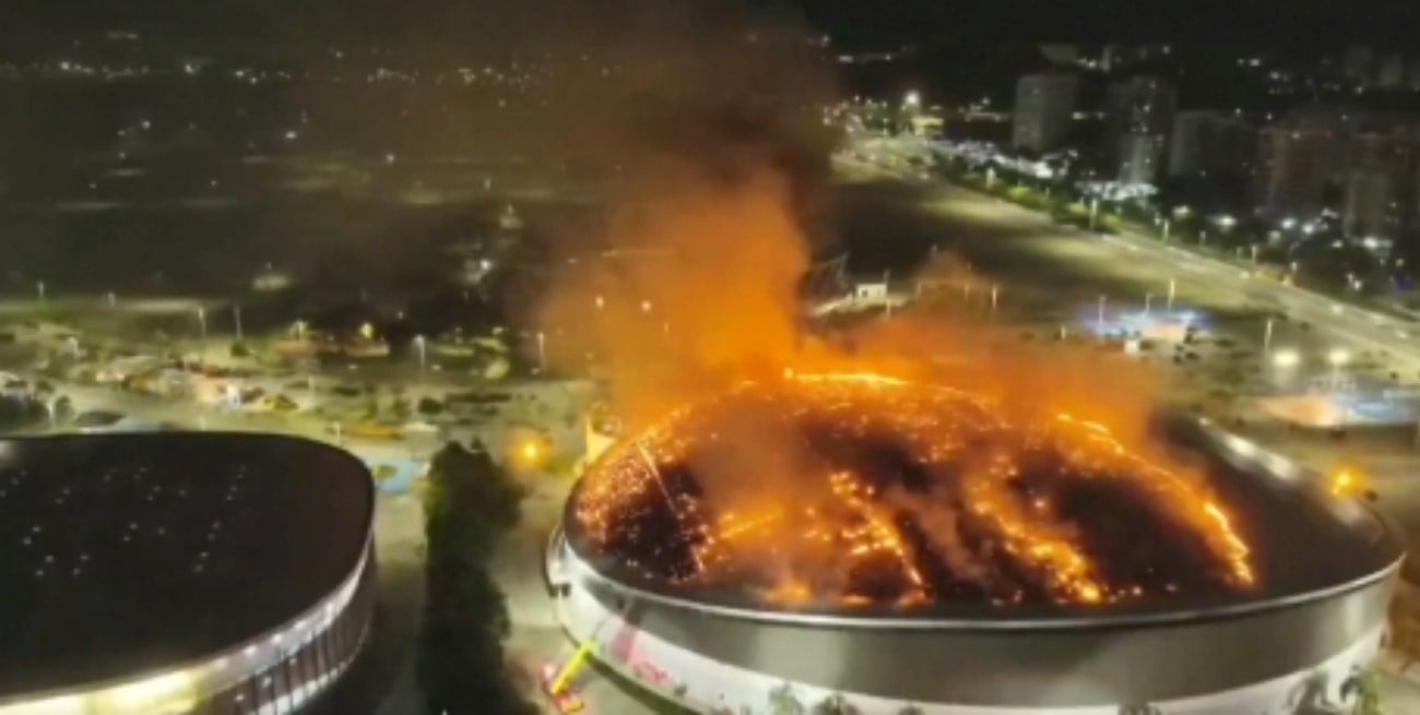 Un incendio en el velódromo olímpico de Río de Janeiro destruyó el techo 