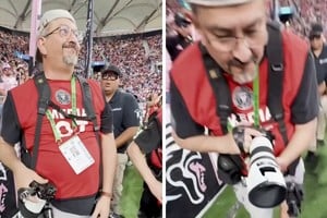 Así quedó el lente tras el tiro de Messi.