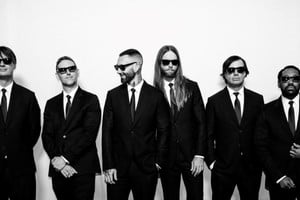 Desde que sacaron su octavo disco, “Love Is Like”, en agosto del año pasado, la banda se encuentra en un tour internacional que ya pasó por Estados Unidos y Europa. Foto: Gentileza DF Entertainment”