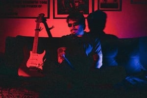 Pato Sabático es el nombre artístico de Patricio Fontana, integrante de Mi Primer Año Sabático, Quilmes Verano y Habitación Por Hora, lanzado como solista en la pandemia. Foto: Gentileza Mauricio Bonadeo