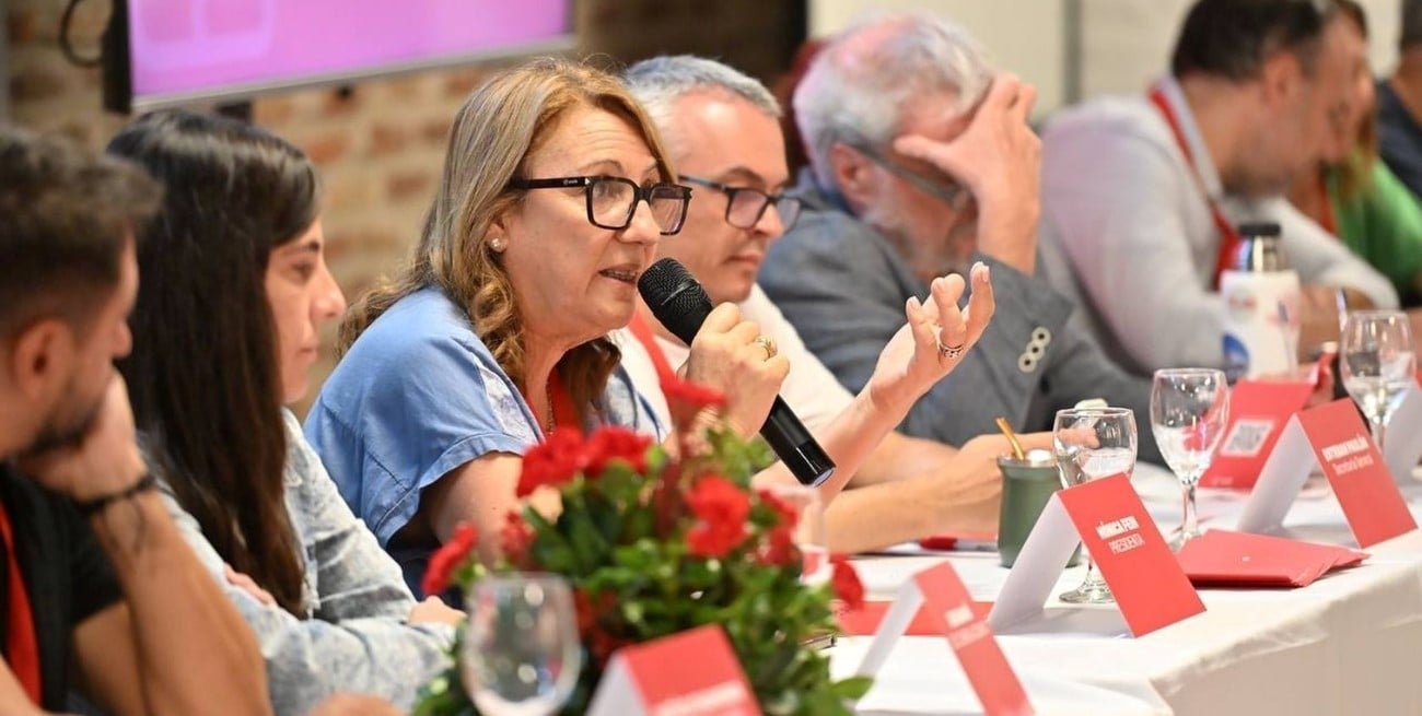 Con el foco en 2027, Mónica Fein fue reelecta al frente del Partido Socialista