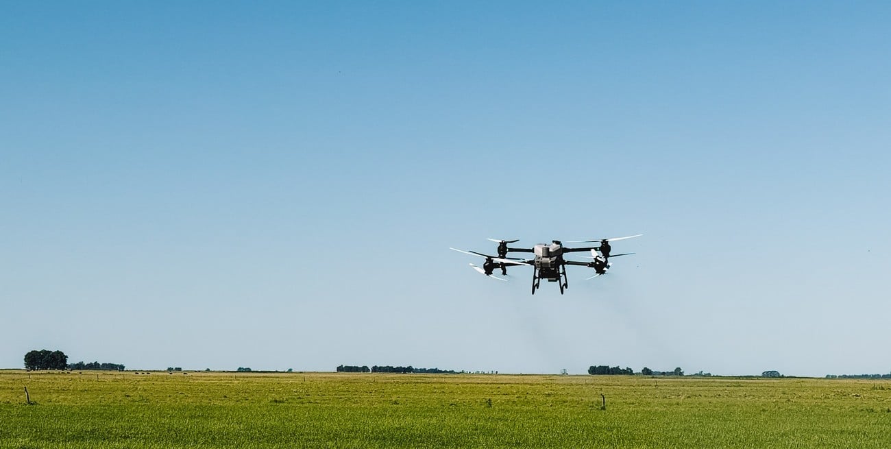 Pilar, entre las primeras localidades de Santa Fe en regular las aplicaciones agrícolas con drones