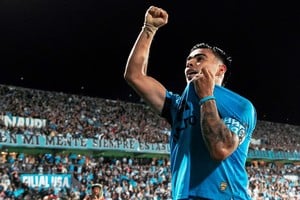 Lucas Zelarayán convirtió el único gol del triunfo de Belgrano ante Aldosivi.