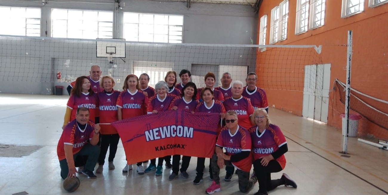 “Newcom”,  juego de adultos, llega con “Capi” a la Esquina Encendida