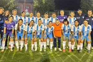 Argentino de San Carlos goleó en Progreso y lo festejó. Gentileza.