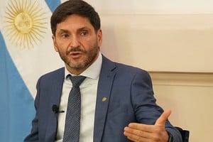 El mandatario remarcó que lo acordado triplica lo que recibía Santa Fe como flujo en términos reales 2023.