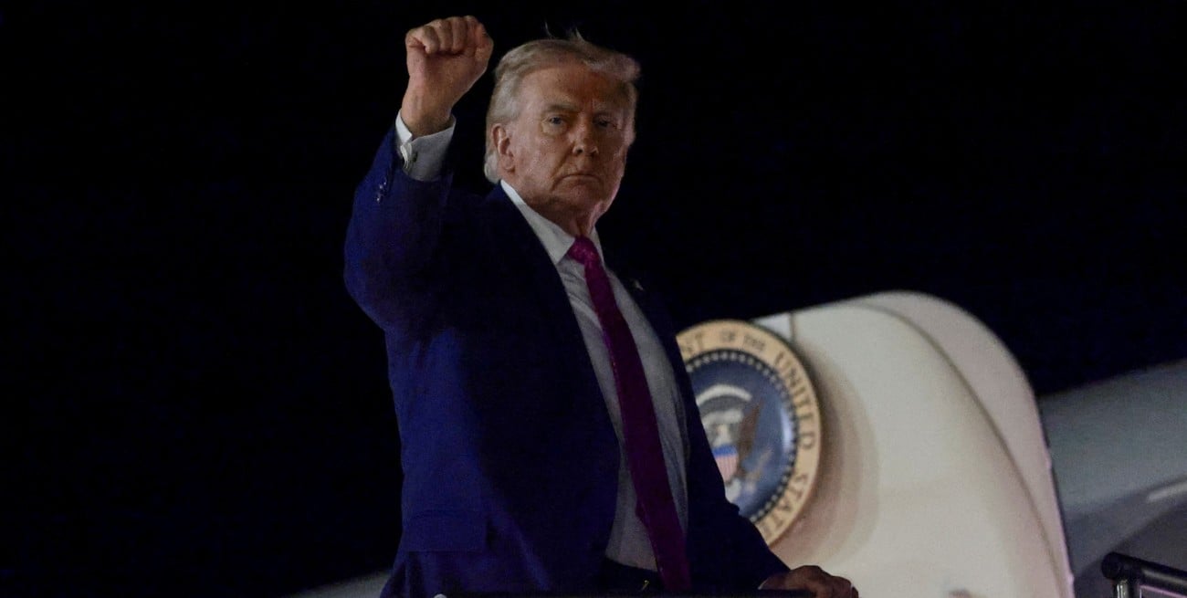 Conflicto en el estrecho de Ormuz: Trump advierte que lo reabrirá "con o sin la ayuda de Irán"