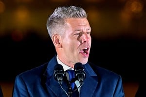 Péter Magyar logró una victoria histórica en Hungría. Foto: Reuters /Marton Monus