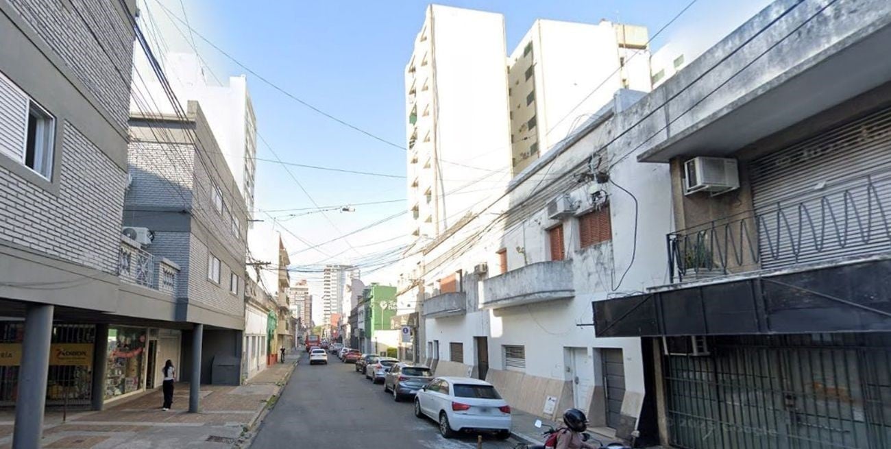 Investigan la muerte de un joven que cayó de un edificio en Santa Fe