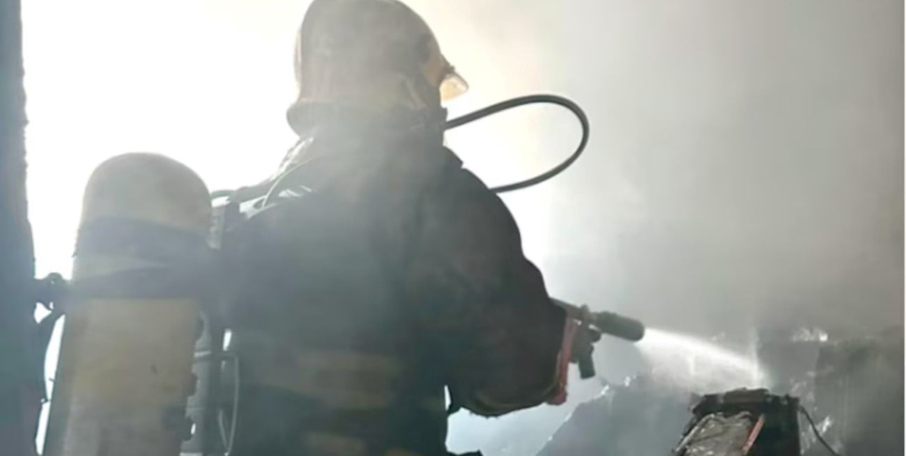 Incendio en Córdoba: un hombre de 39 años sufrió graves quemaduras en su casa