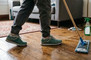 Las mujeres en servicio doméstico sigue siendo el perfil que ocupa la mayor tasa de trabajo en negro.