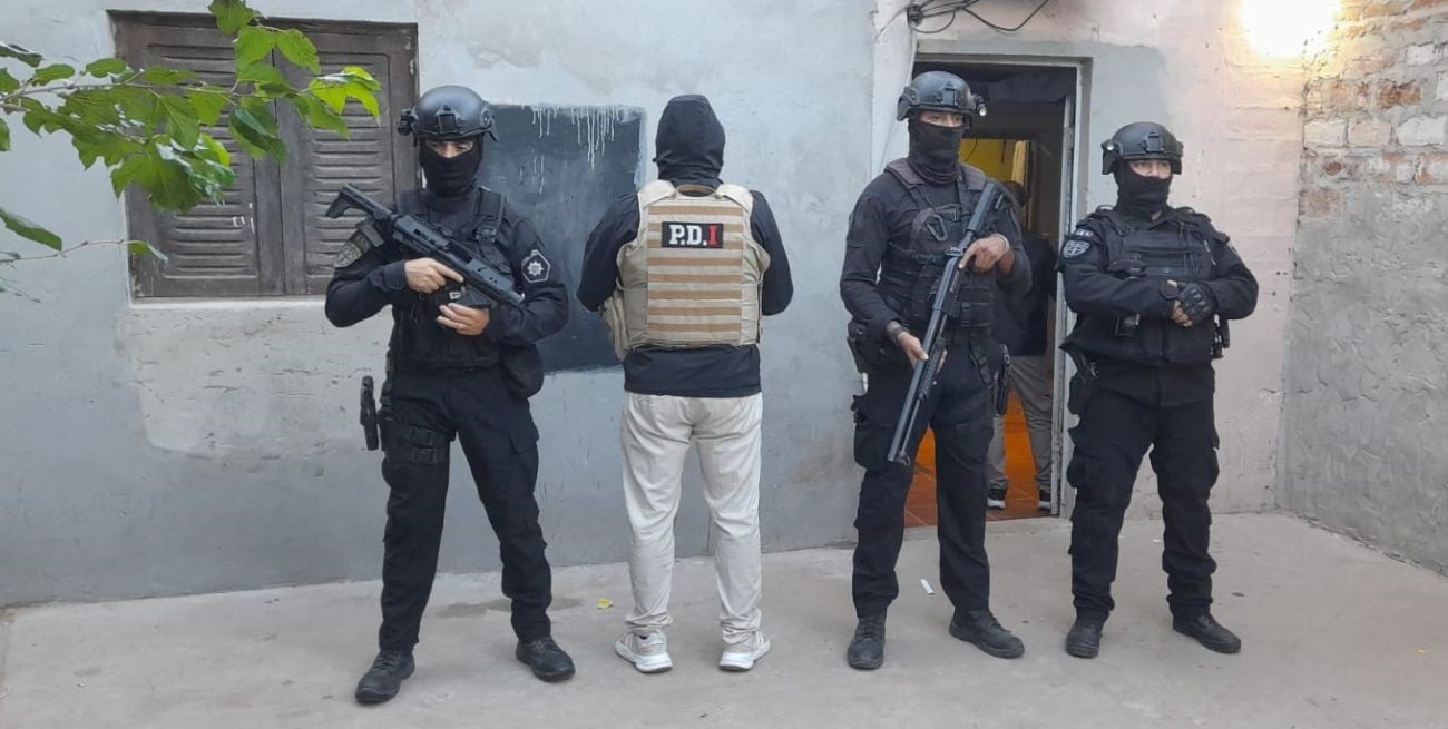 Atraparon a un adolescente acusado de asesinar a balazos a un joven